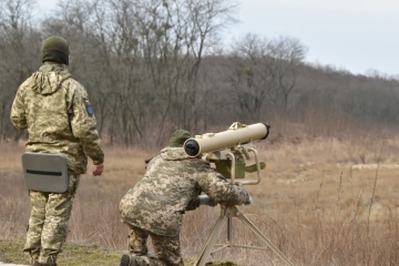 Invasores violan el alto el fuego cerca de Stanytsia Luganska