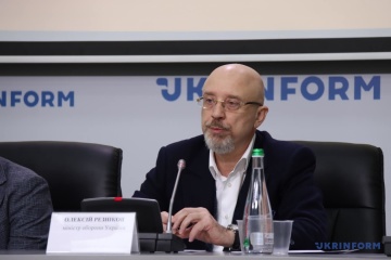 Ukrainische Armee plant keine Offensivaktionen – Verteidigungsminister Resnikow