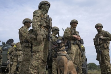 La UE establecerá una misión militar de asesoramiento en Ucrania 