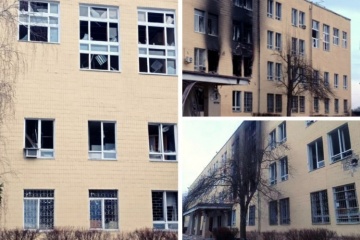 El edificio de la Universidad de Kharkiv dañado debido a los bombardeos