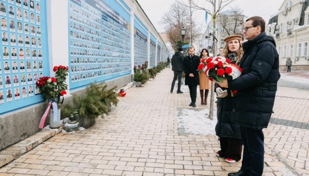 Polish PM arrives in Kyiv