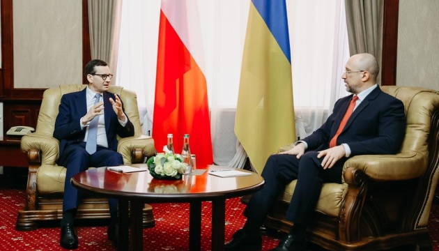 Shmyhal, Morawiecki discuss further gas storage cooperation 