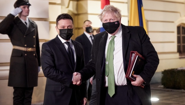 Зеленський і Джонсон домовилися про нову оборонну підтримку для України