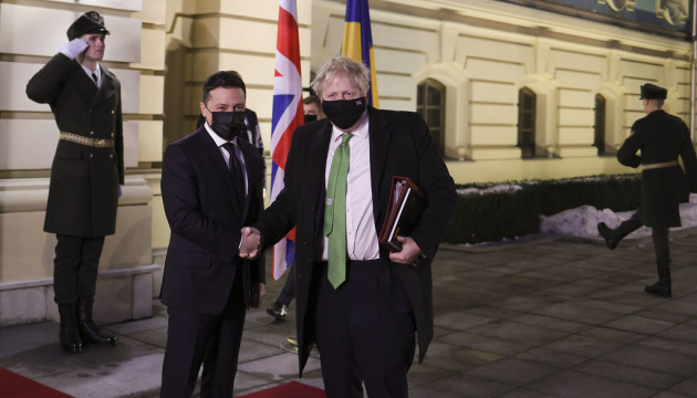 Selenskyj dankt Boris Johnson für Unterstützung