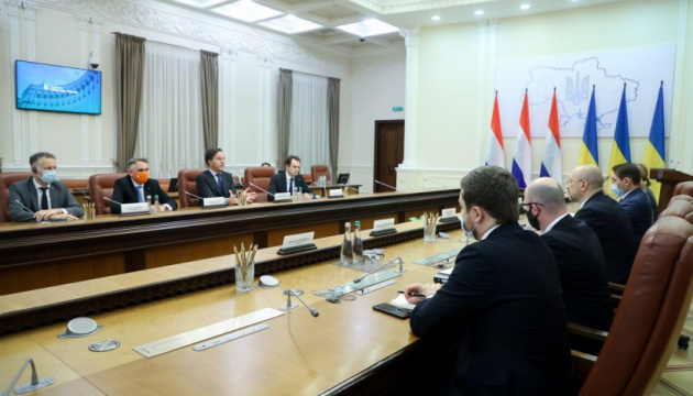Прем’єри України й Нідерландів домовилися організувати бізнес-місії для інвесторів