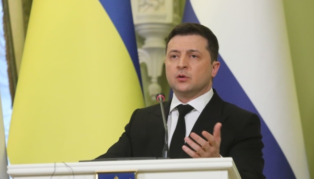 Selenskyj wendet sich an Ukrainer: Russland verletzt Souveränität des Staates