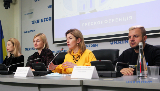 Майже 40% українців подорожують у межах держави – Олеськів