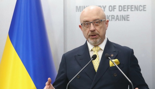 Lage an ukrainischer Grenze: Es gibt nichts Unerwartetes -  Verteidigungsminister Resnikow