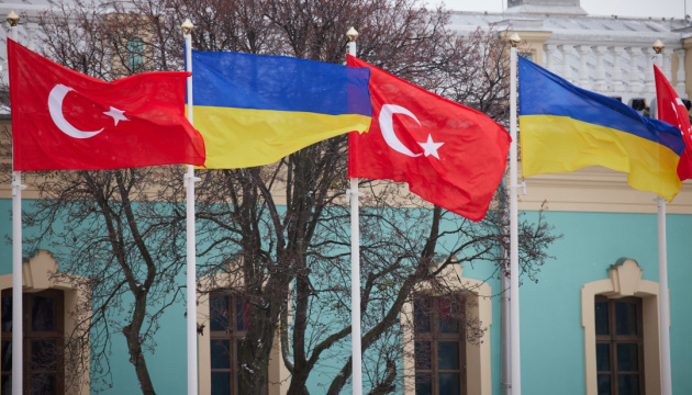 Посольство Туреччини перемістилося з Києва до Чернівців