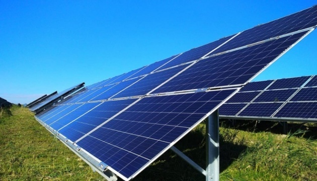 На Донеччині встановлять сонячні панелі на даху університету