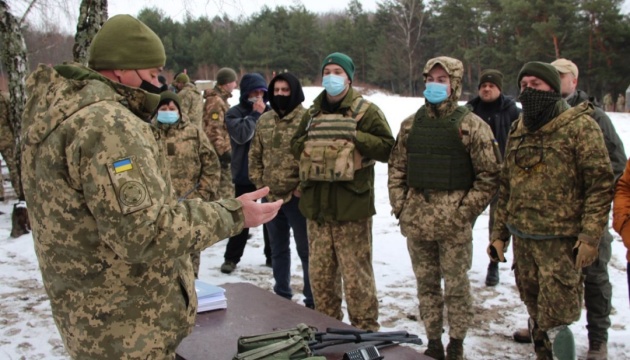 Тероборона в Україні зараз налічує 100 тисяч захисників