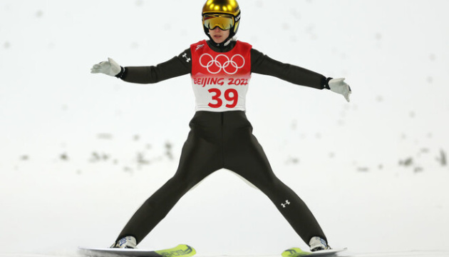 Олімпіада-2022: словенка Богатай перемогла у стрибках на лижах