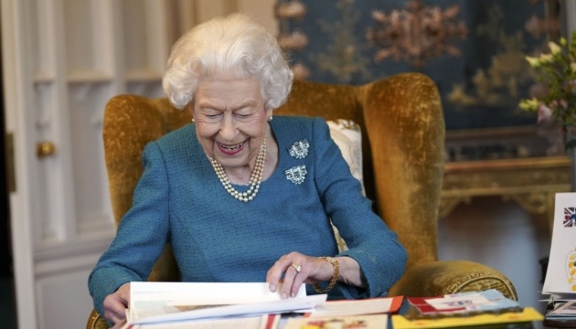 Єлизавета II розпочала святкування свого 70-річчя на престолі