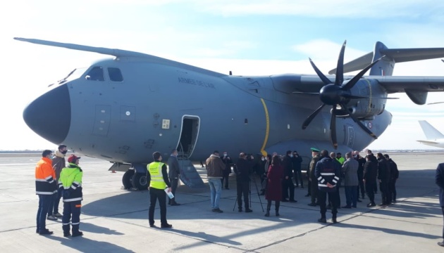 Азербайджан звільнив вісьмох вірменських полонених під час мирних перемовин