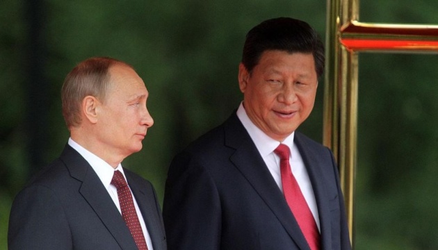 Зближення РФ і КНР, або Яка користь Україні від цього «мезальянсу»