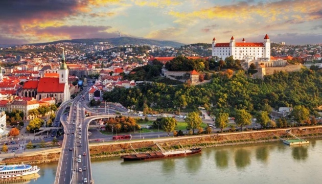 Словаччина спростила правила в’їзду для іноземців