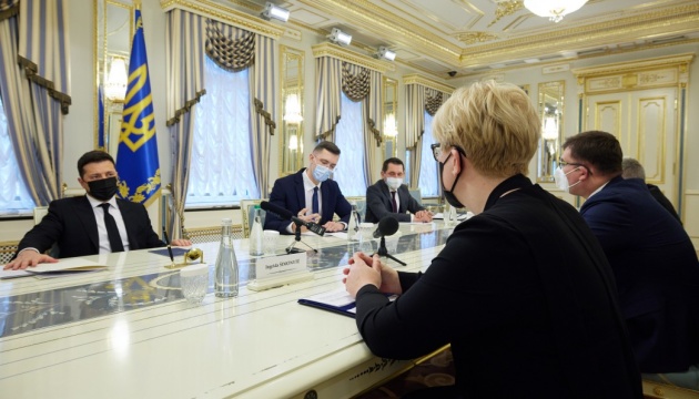 ゼレンシキー大統領、リトアニア首相と会談
