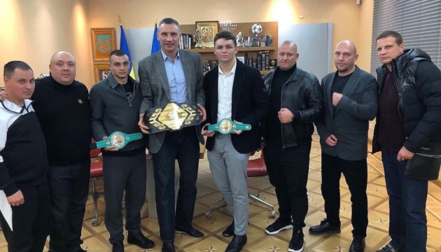Віталій Кличко допоміг 19-річному чемпіону світу