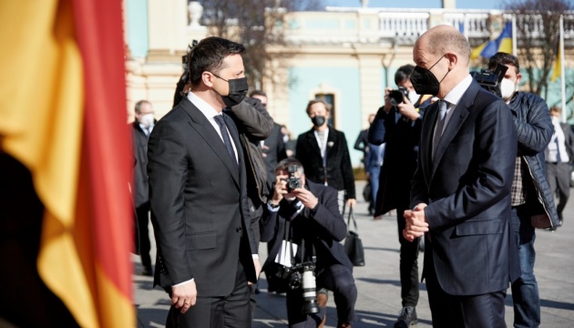 Зеленський розпочав зустріч із канцлером Німеччини