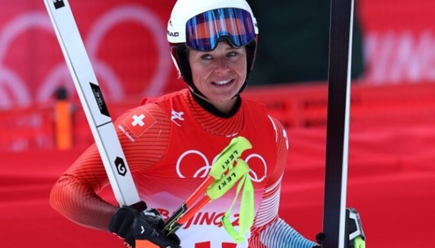 Олімпіада-2022: швейцарська гірськолижниця Сутер перемогла у швидкісному спуску