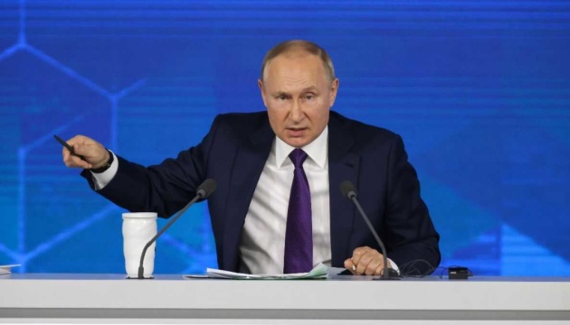 Putin says Russia ready to use nuclear weapons in case of 