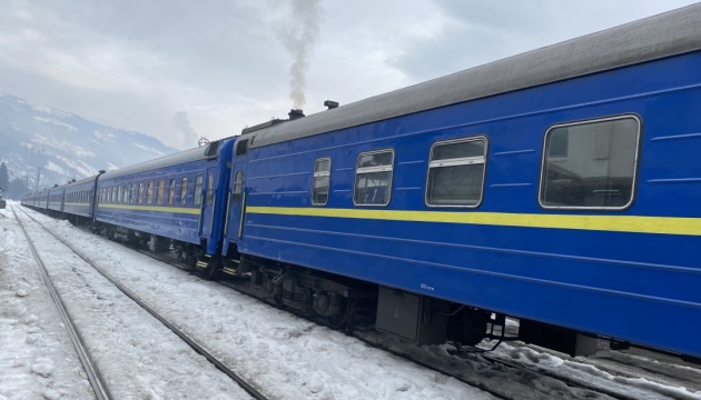 Más de 80 trenes se retrasan por problemas eléctricos en Ucrania