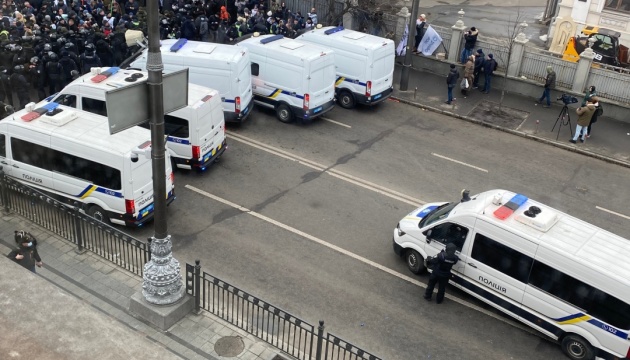 Поліція розігнала ФОПів, які блокували частину вулиці Грушевського