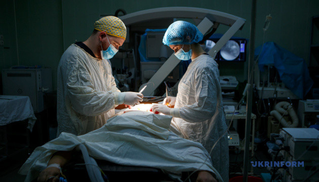 Нейрохірургія зблизька: Врятувати, коли відмовили всі  