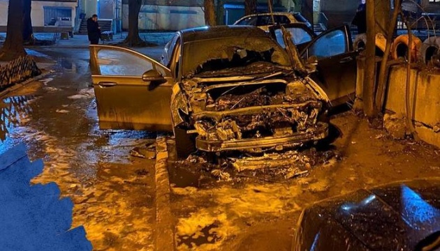 У Дніпрі спалили автомобіль директора футбольного клубу «Перемога»