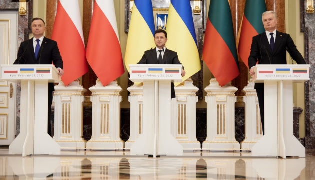 Zelensky wants Russia to give Ukraine clear security guarantees