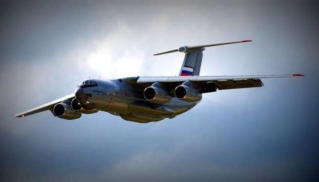 Les forces de la défense anti-aérienne ukrainiennes ont abattu un avion de transport militaire russe