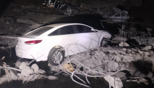 На Київщині авто впало з мосту - загинула дитина, четверо постраждалих