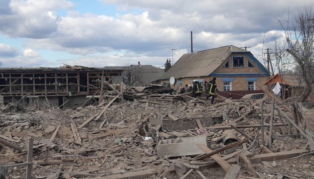Під час обстрілу житлового будинку в Бородянці на Київщині загинули троє людей