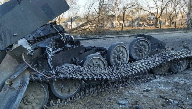 Russian invasion update: Ukraine repels tank attack, captures six Russians in Mariupol