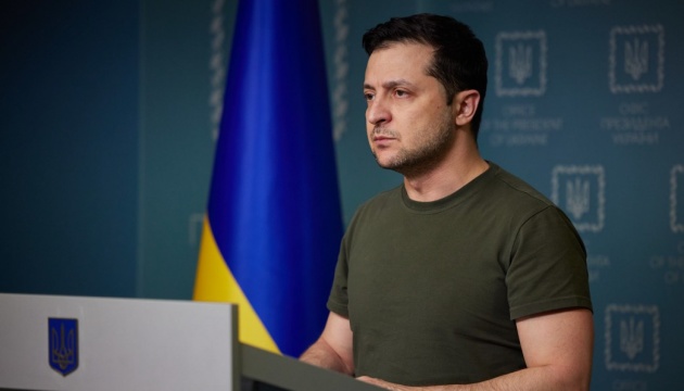 Volodymyr Zelensky estime que les prochaines 24 heures seront décisives pour l'Ukraine