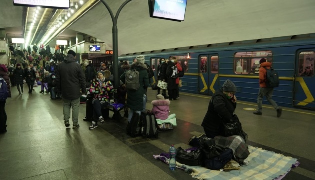 У Києві метро працює в режимі перевезень