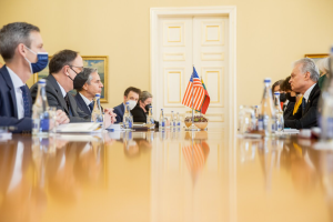 Науседа - Блінкену: якщо хочемо уникнути Третьої світової, ми маємо допомогти Україні