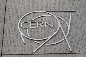 CERN припиняє співпрацю з Росією та Білоруссю