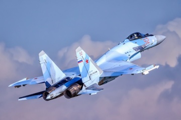 Dos aviones de combate rusos atacan una aldea en la región de Cherníguiv