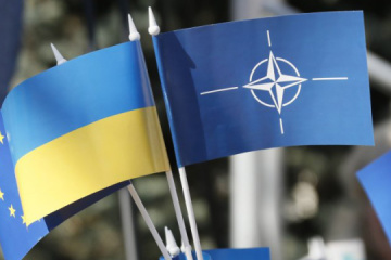Über 85% befürworten EU-Beitritt der Ukraine, 76% NATO-Beitritt 
