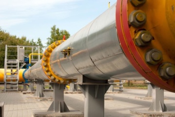 Ukraine stops exporting natural gas at midnight