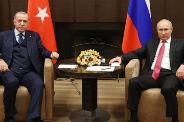 Erdoğan pide a Putin el cese al fuego y la apertura de corredores humanitarios
