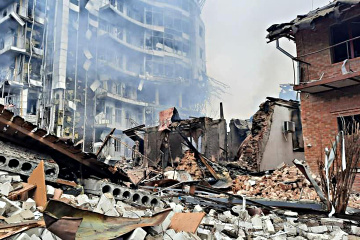 Ukraine : les troupes russes ont détruit ou endommagé 1 500 maisons habitées