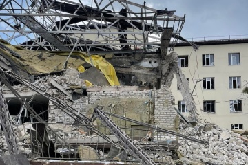 Russen nehmen Stadtkrankenhaus in Isjum unter Beschuss: Patienten mussten sich aus den Trümmern retten