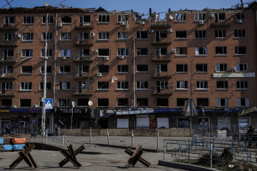 W Kijowie wojska rosyjskie zniszczyły 154 domy, 20 prywatnych posiadłości, 27 przedszkoli i 44 szkoły