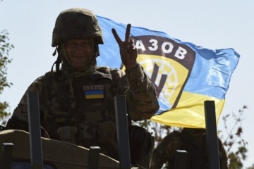 Regiment Asow zerstörte heute erhält ein Panzer und zwei Panzerfahrzeug in Mariupol
