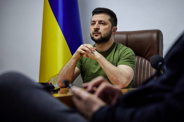 Zełenski: Celem rosyjskich najeźdźców jest nie pozostawienie niczego żywego na Ukrainie