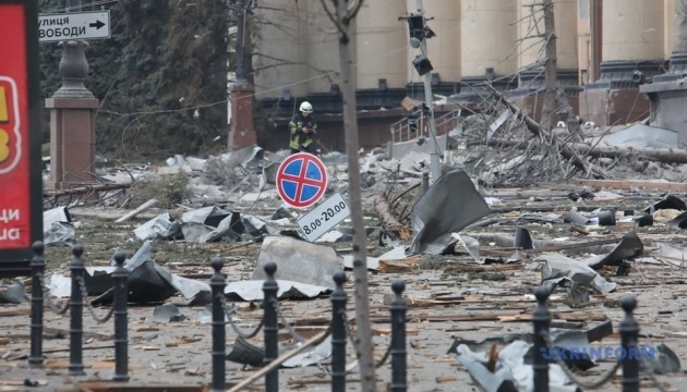 Russia's missile strike on Freedom Square destroys Slovenia consulate in Kharkiv