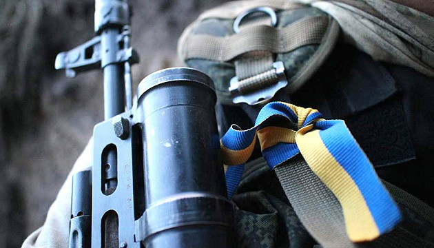 Українські військові підбили у полі ворожу БМП