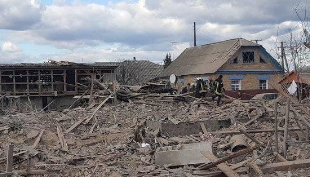 Мінветеранів: у Бородянці окупанти знищили реабілітаційний центр, є загиблі
